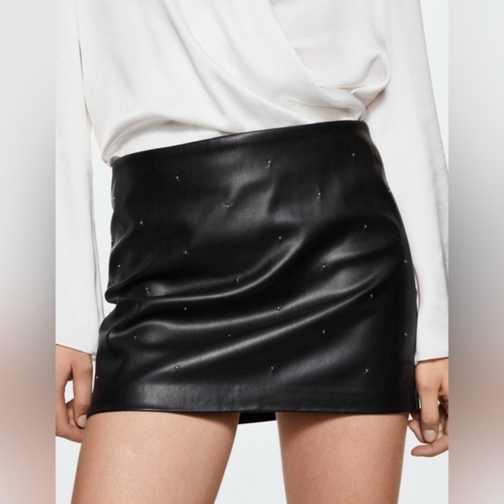 House of Harlow 1960 Black Embellished Mini Skirt